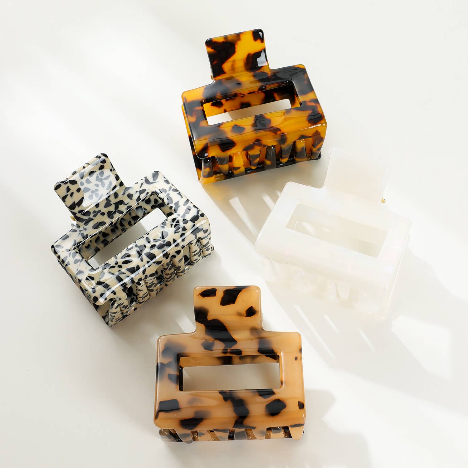 Simone Square Claw Clip