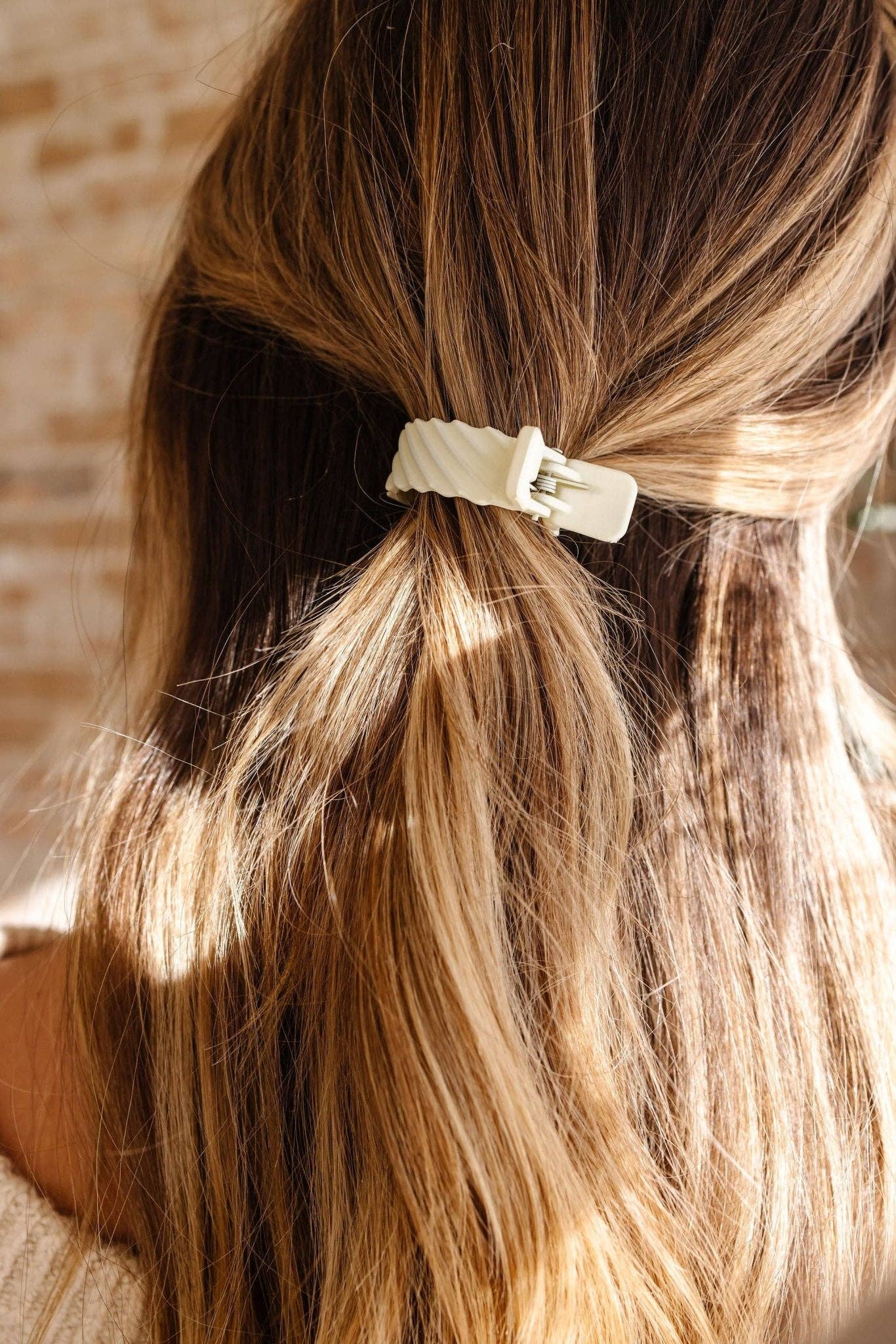 Lia Ponytail Claw Clip