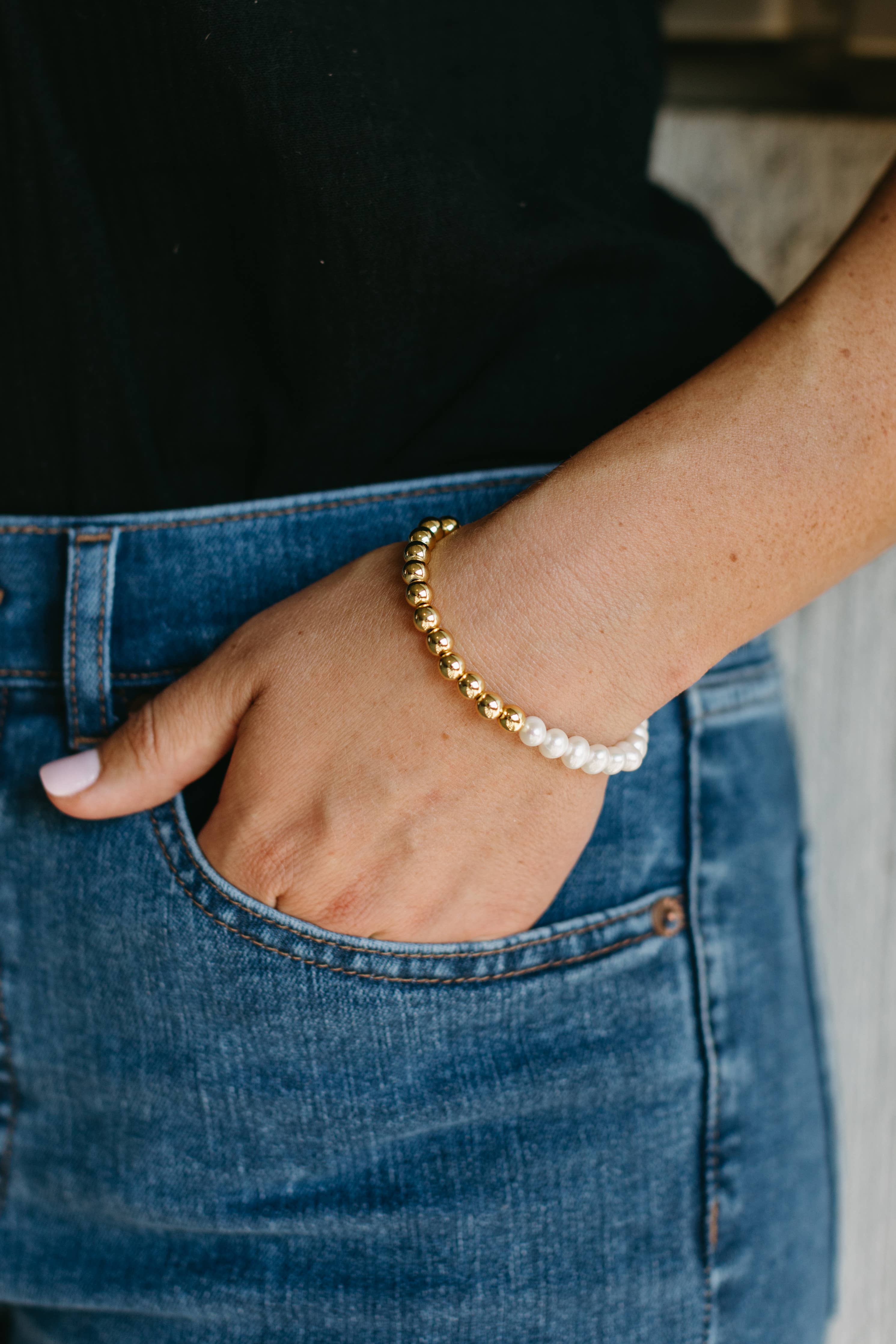 Half Pearl Bracelet - Water Resistant