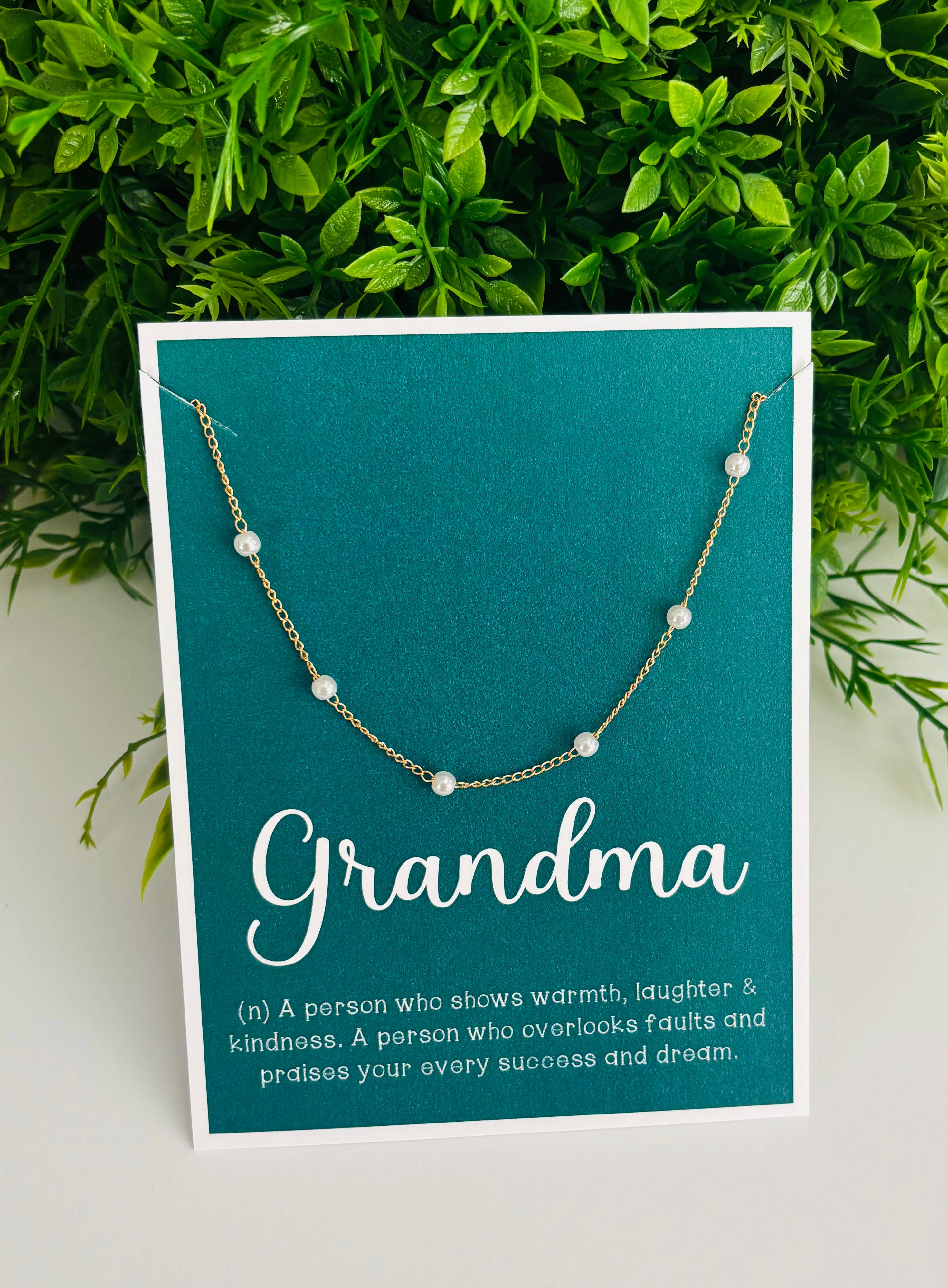Adjustable  Pearl Necklace & Stationery Card