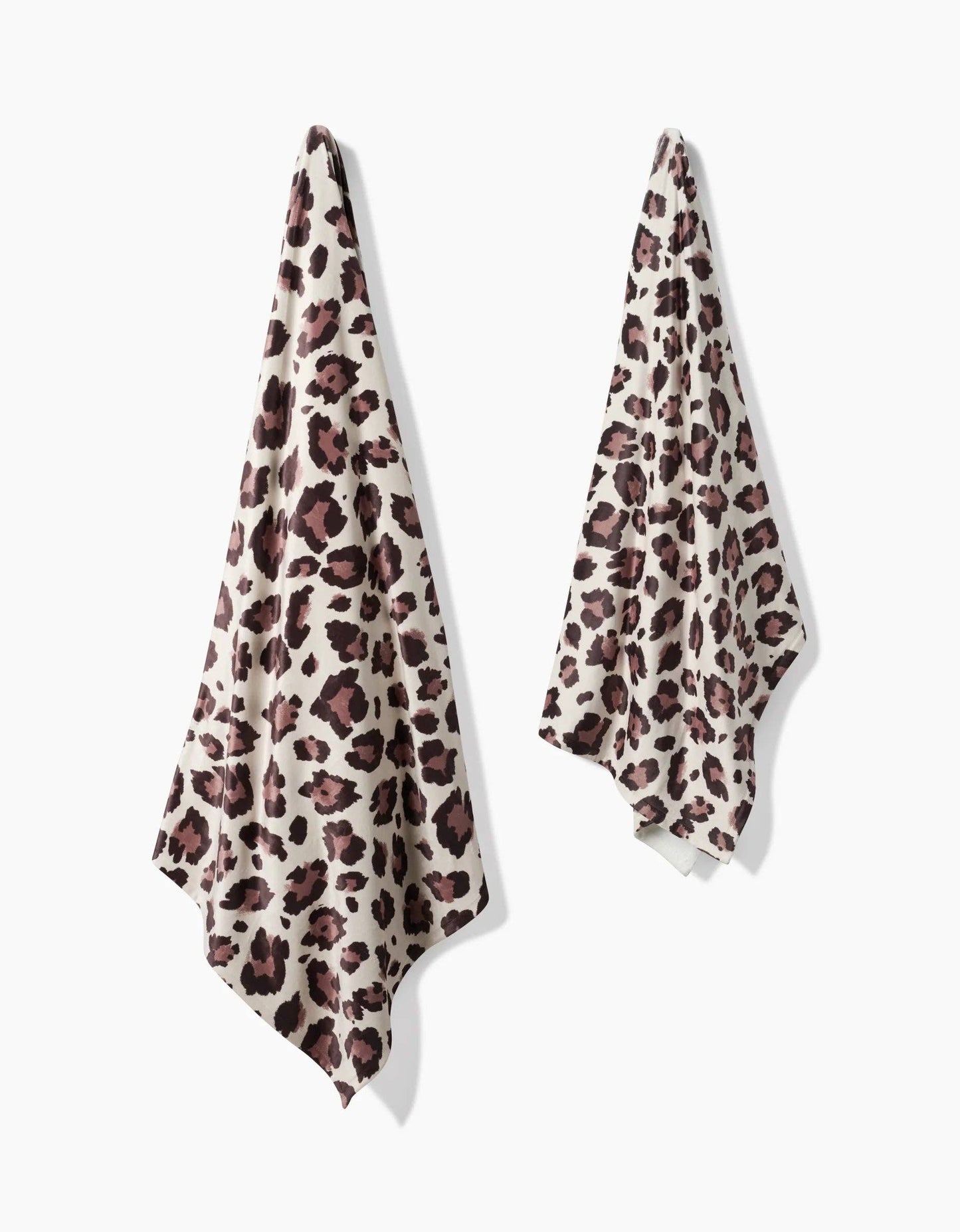 Geometry Cheetah Butter Blanker