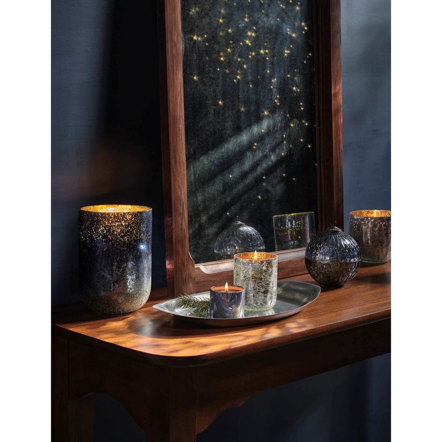 Illume Holiday Demi Vanity Tin Candle