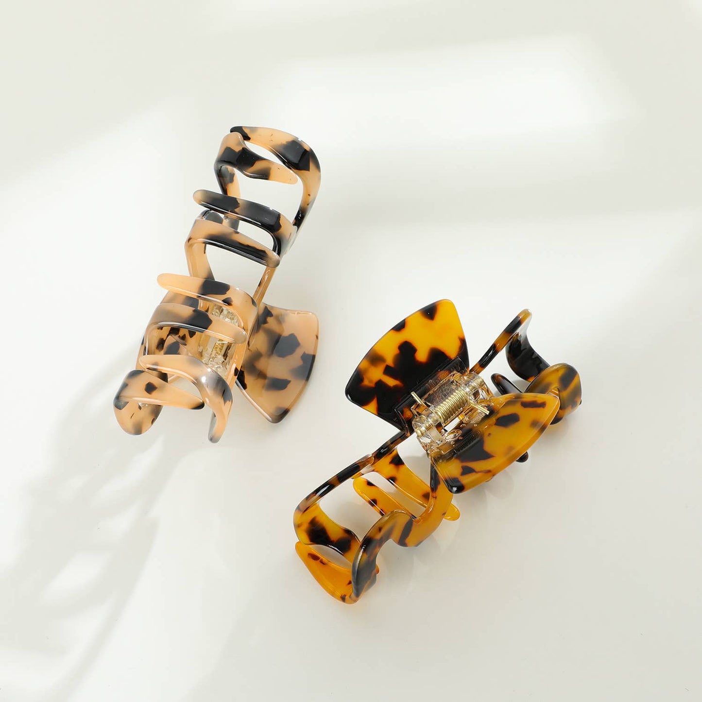 Wavy Claw Clip