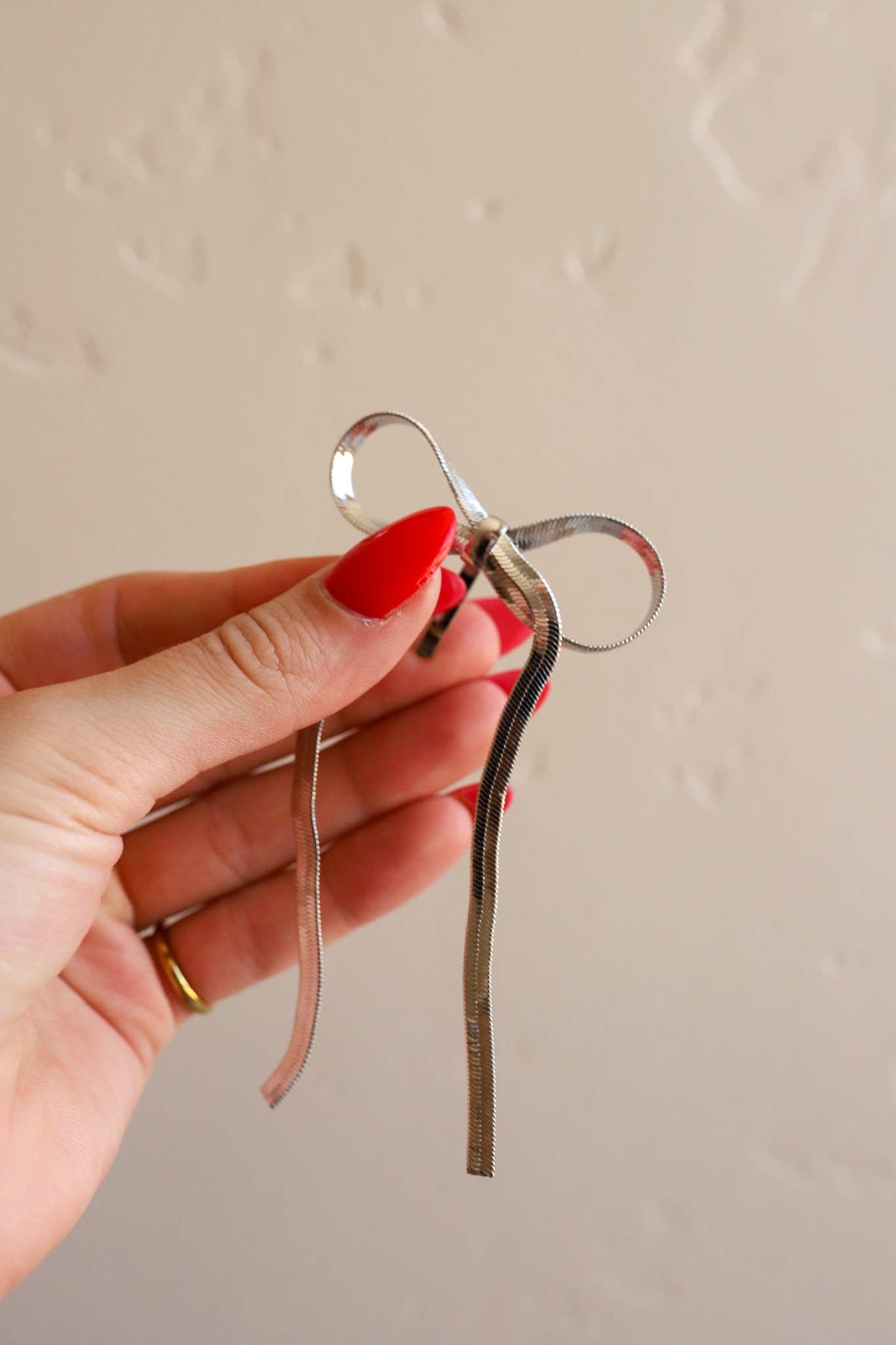 Bow Ponytail Cuff