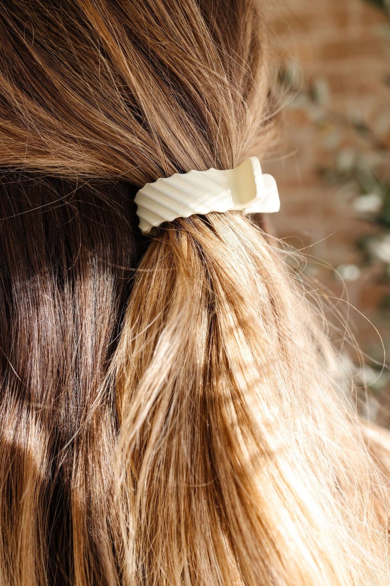 Lia Ponytail Claw Clip