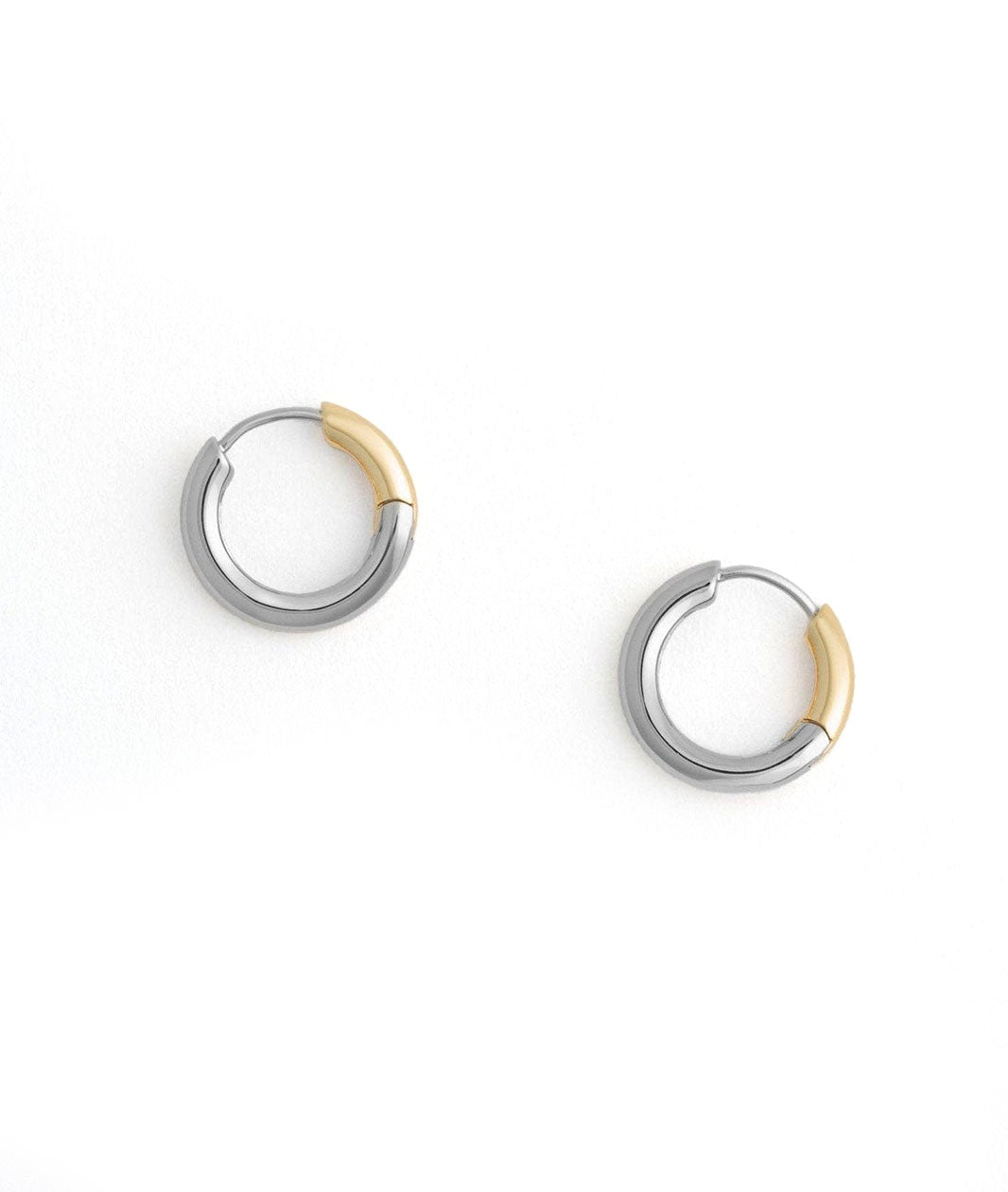 Hinge Hoops in 3/4 Silver