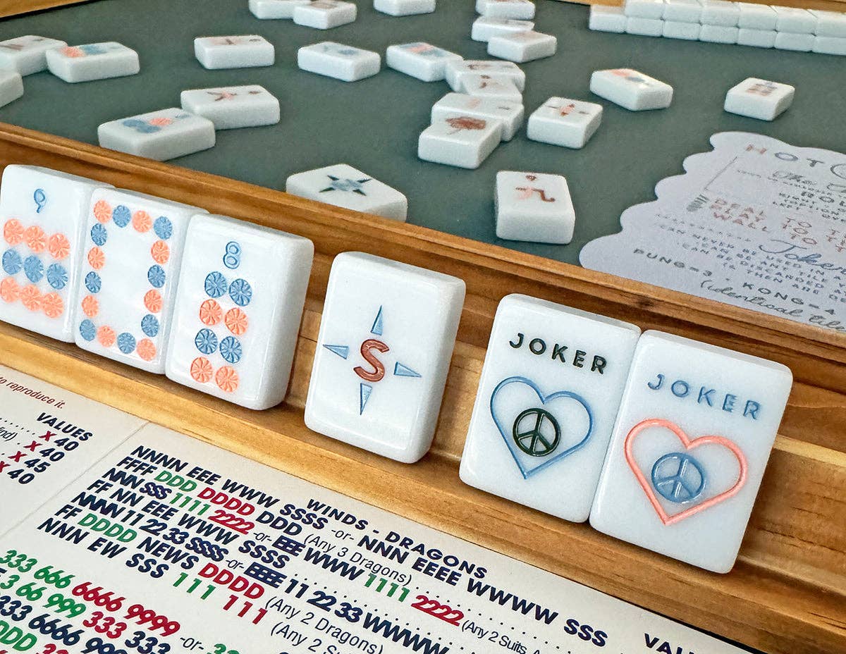 Peace Love Mahjong Set