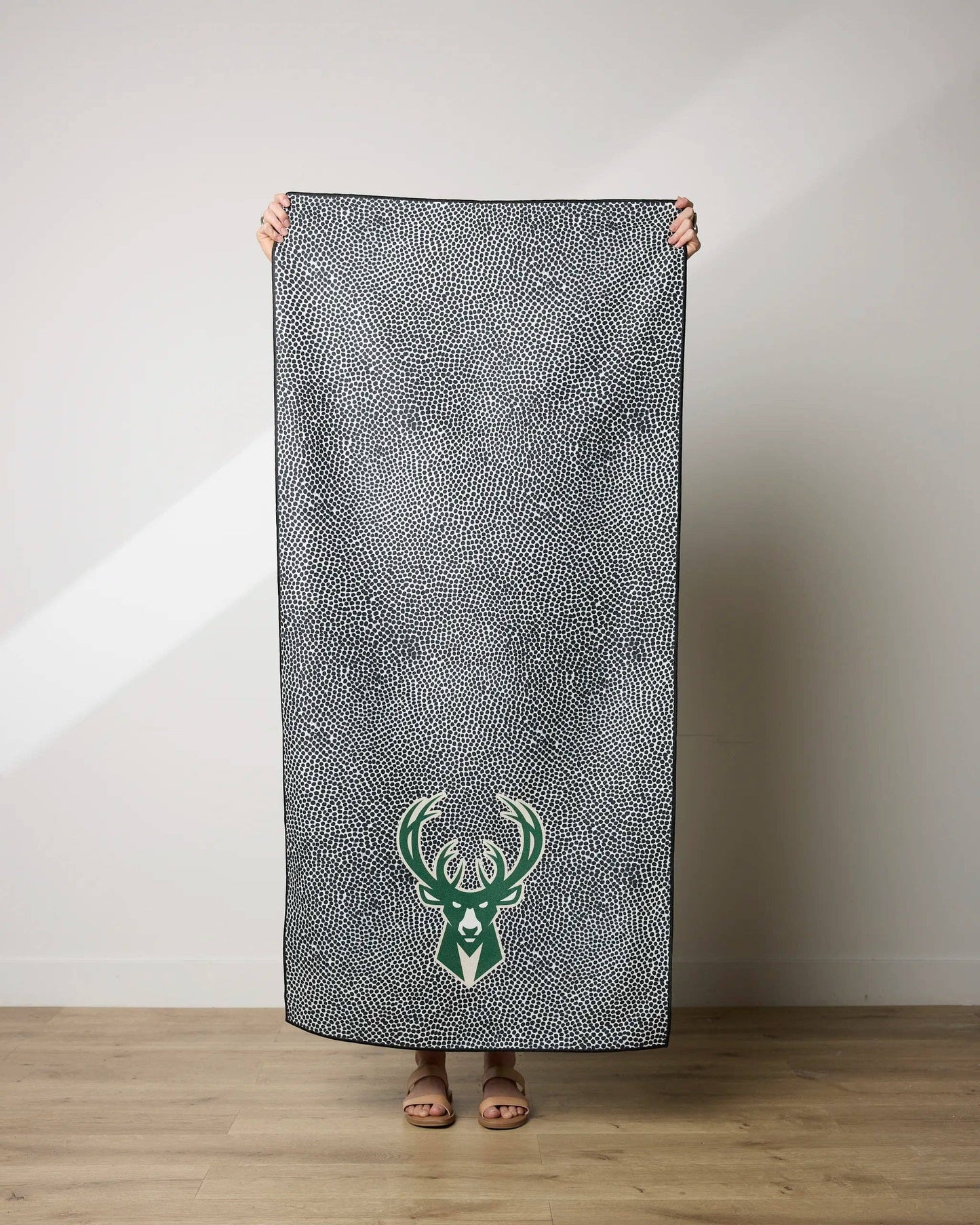 Geometry Bucks Grip Beach Towel