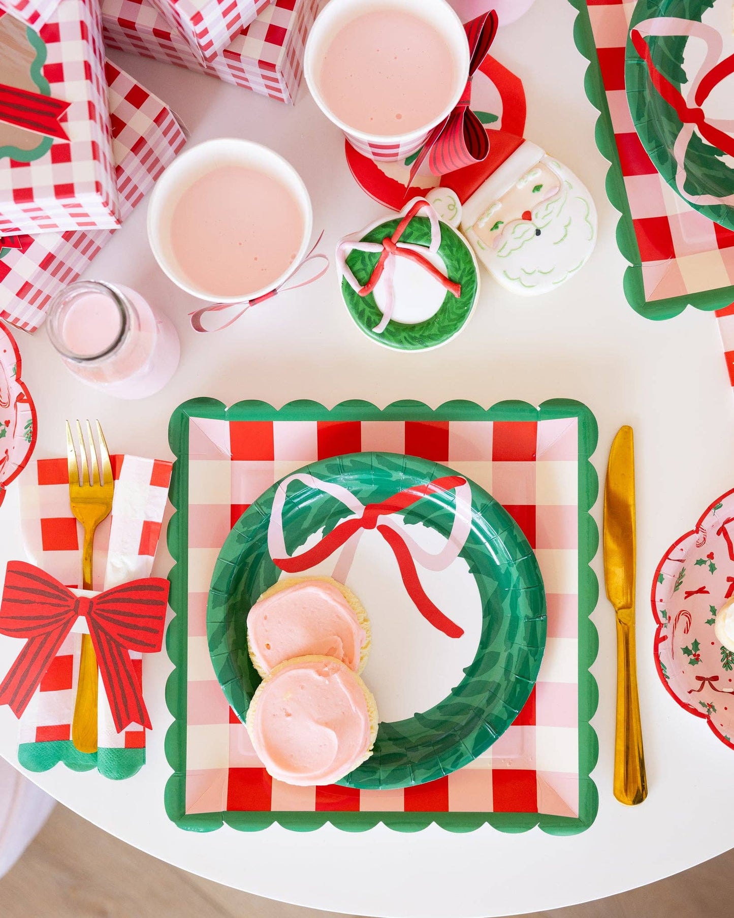 Wreath Paper Plates