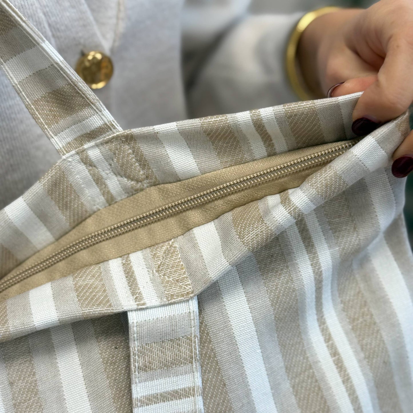 Malik Zippered Bag