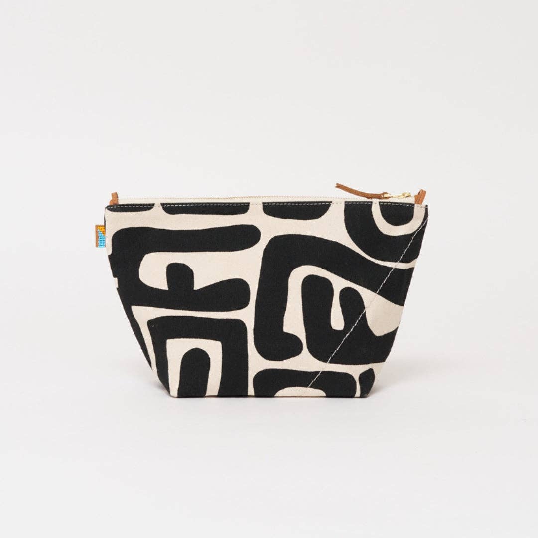 Black Kuba Convertible Pouch