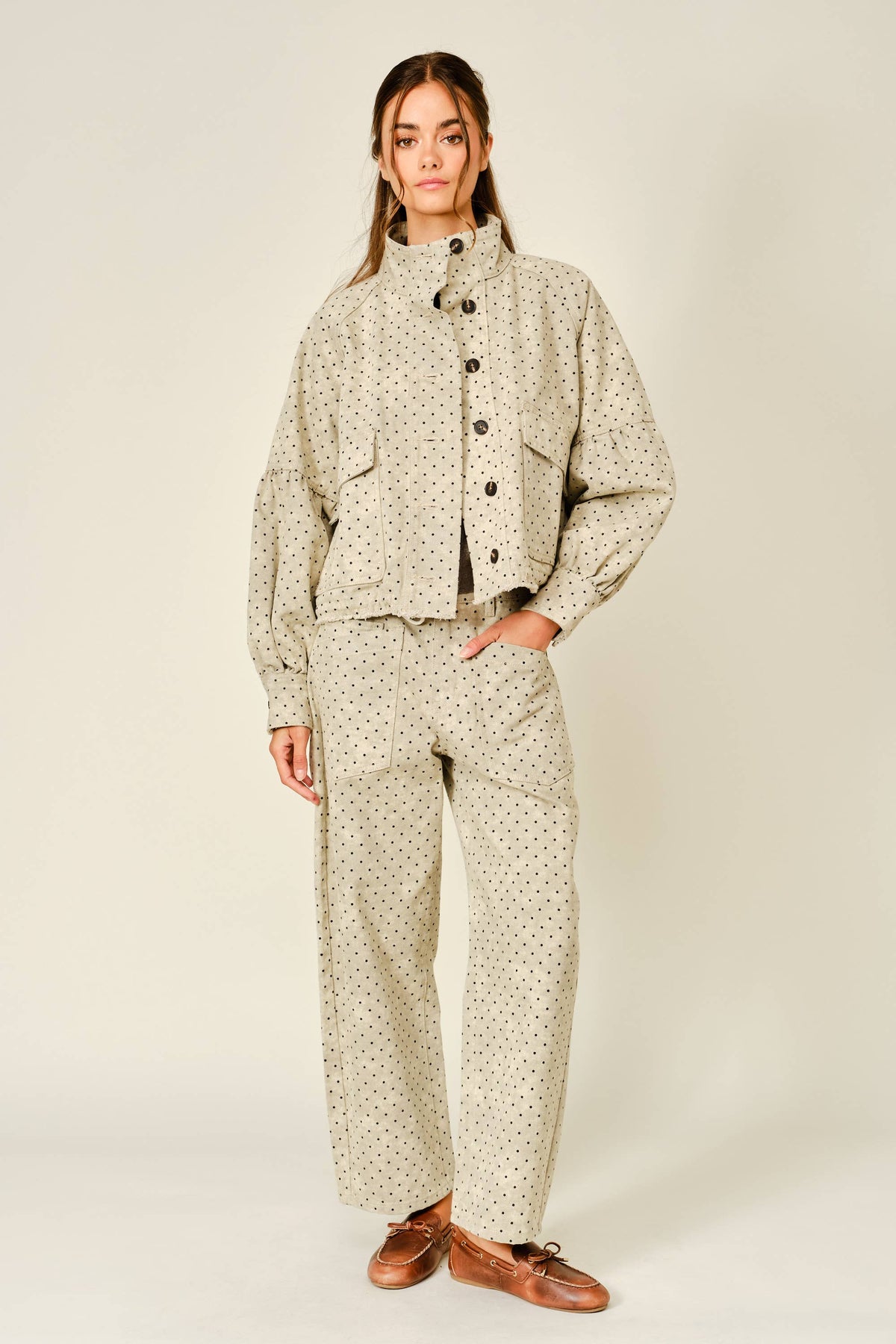 Aaron & Amber - AJJ6317 POLKA DOT BALLON SLEEVE TWILL JACKET