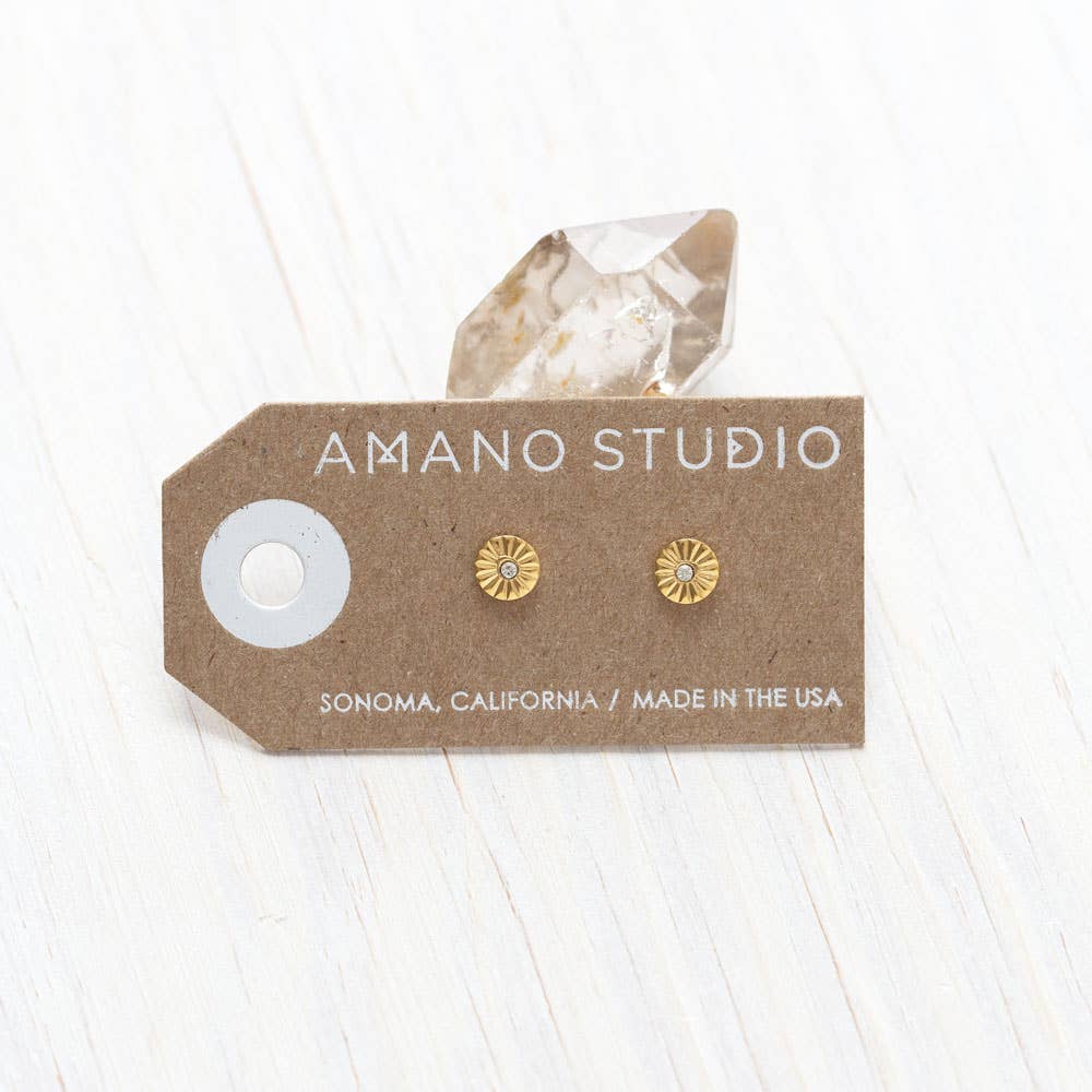 Wink Studs