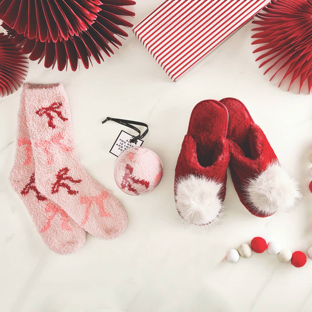 Ornament Cozy Bow Socks