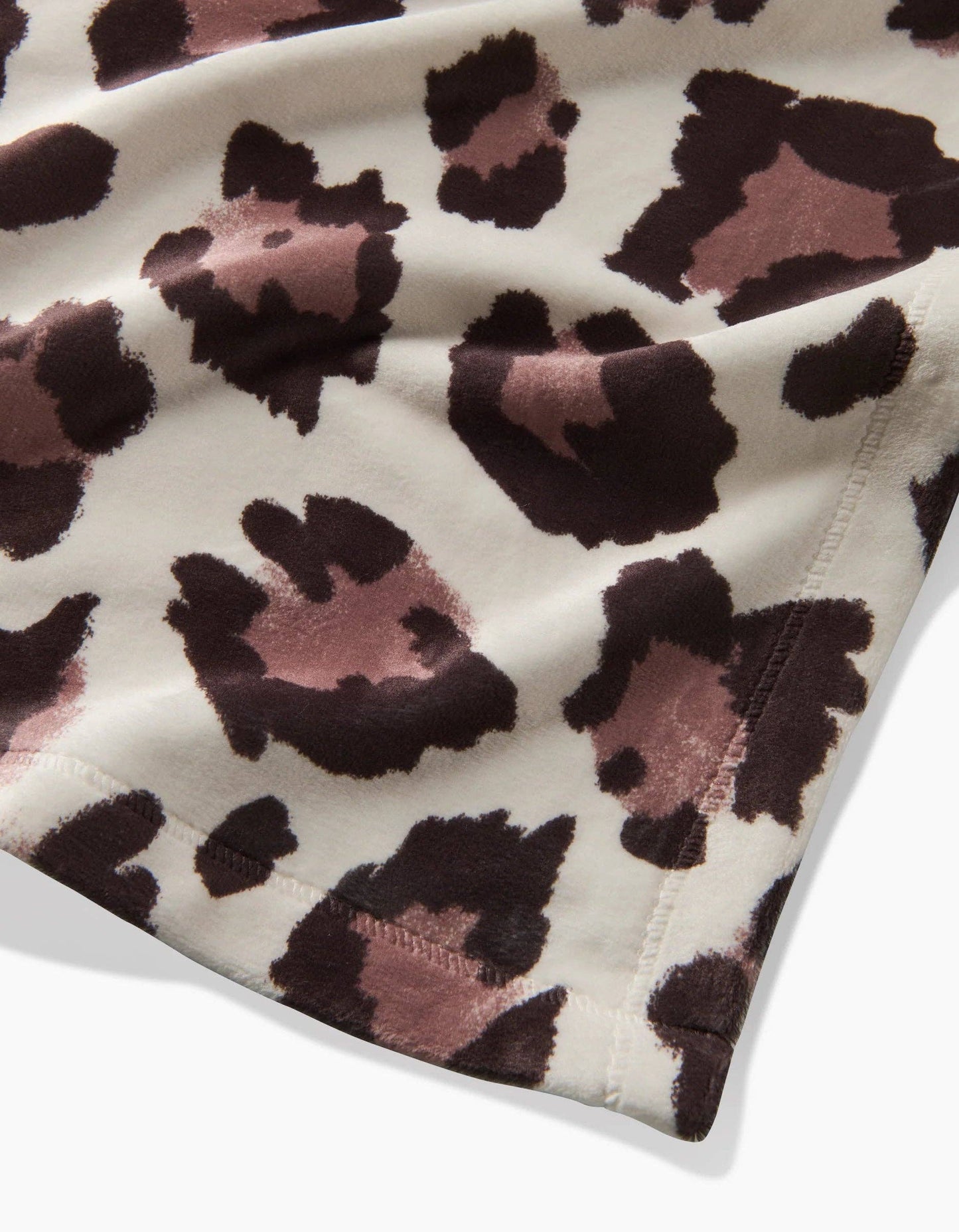 Geometry Cheetah Butter Blanker