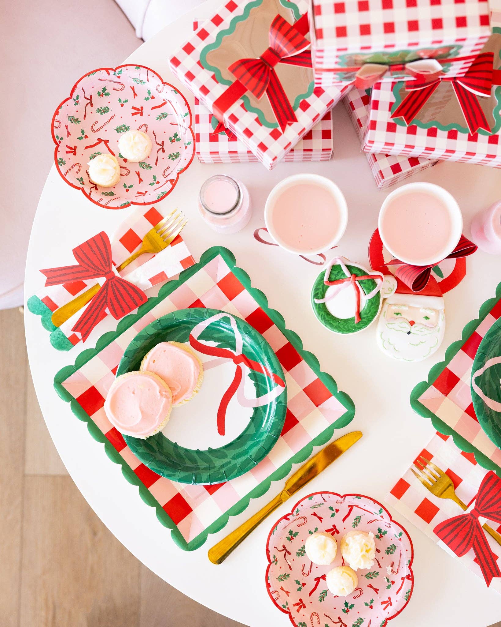 Wreath Paper Plates