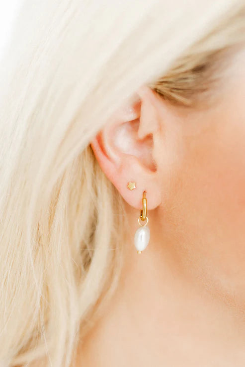 Stella Star Screwback Studs