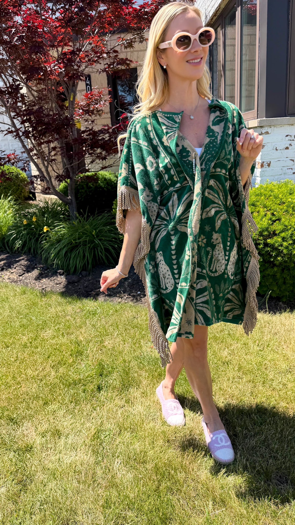 Classic Short Coastal Cape