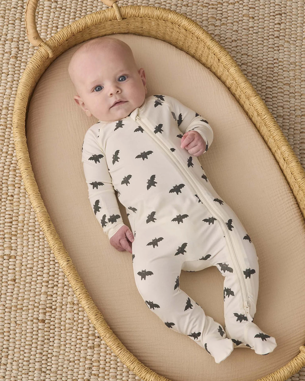 Quincy Mae Bamboo Zip Bats Footie