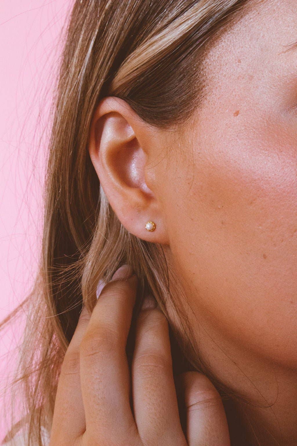 Emilee Pearl Studs