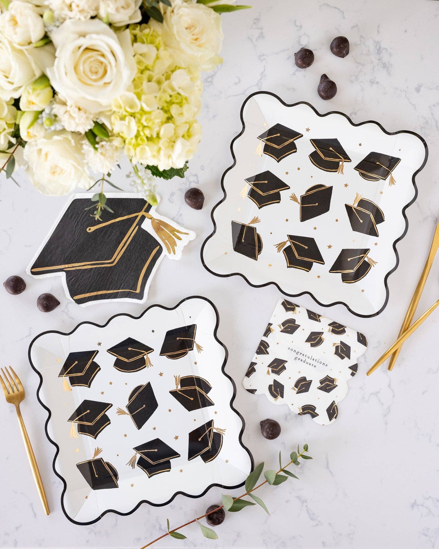 Grad Hat Plate