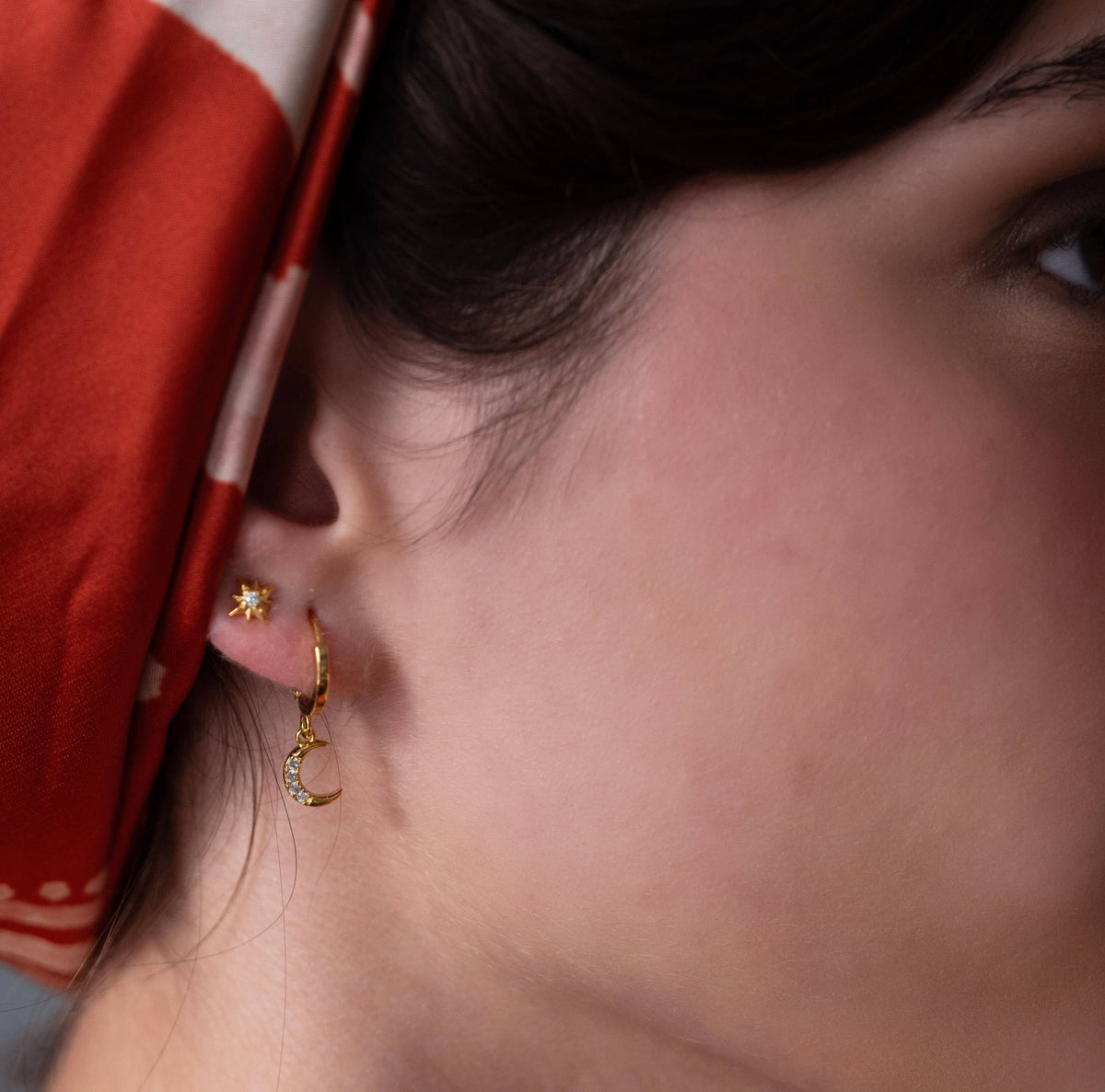 Tiny Venus Star Studs