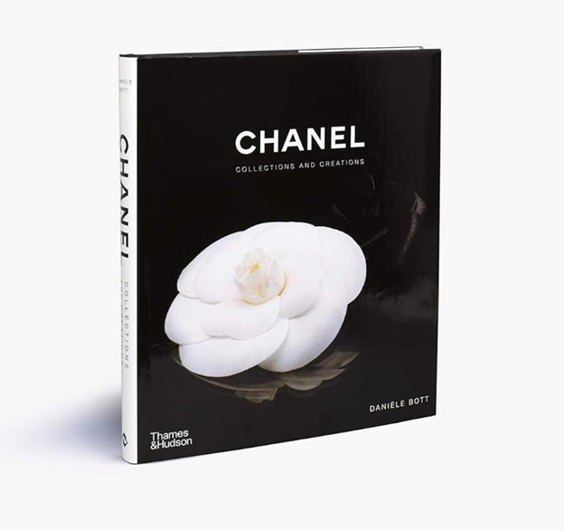 The Chanel Book – Gold+Oak