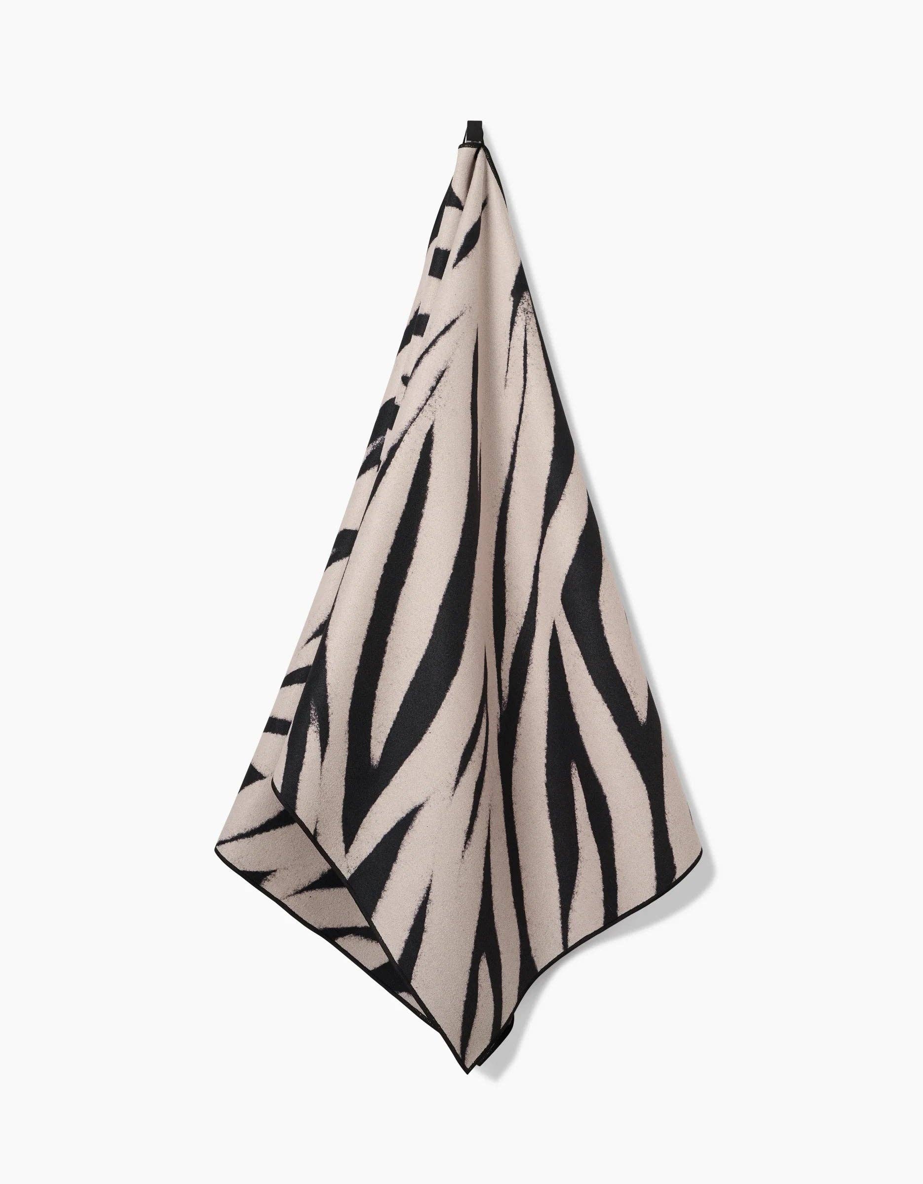 Geometry Chase Yoga Towel