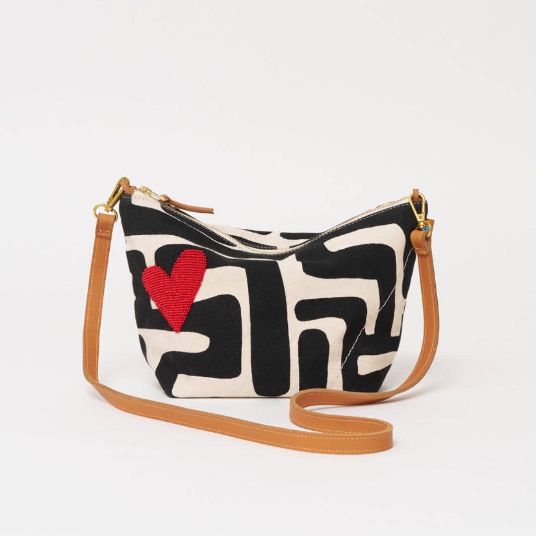 Black Kuba Convertible Pouch