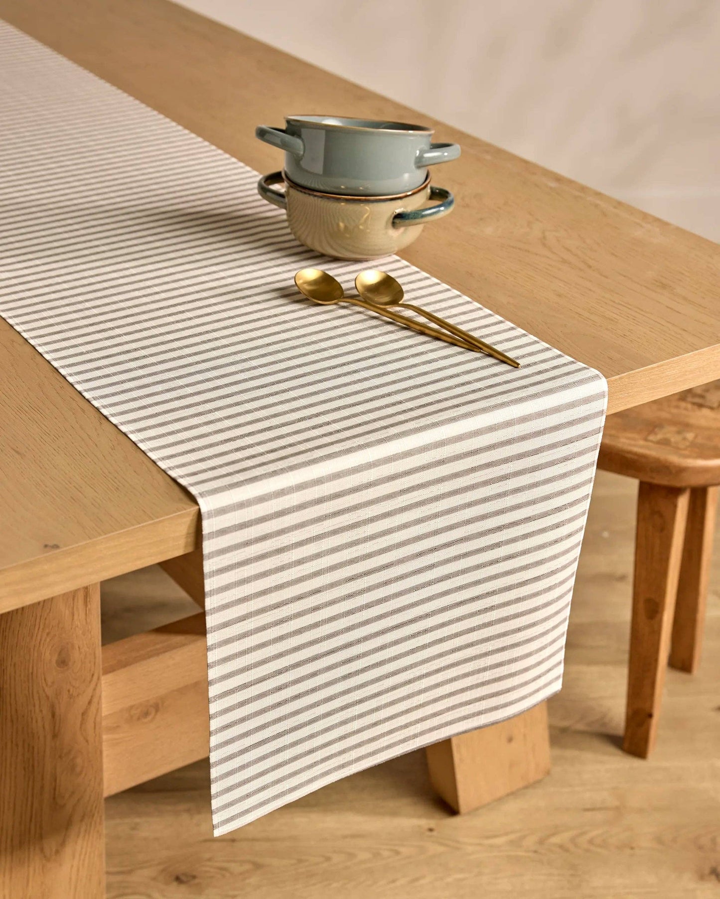 Geometry Stone Stripe Table Runner