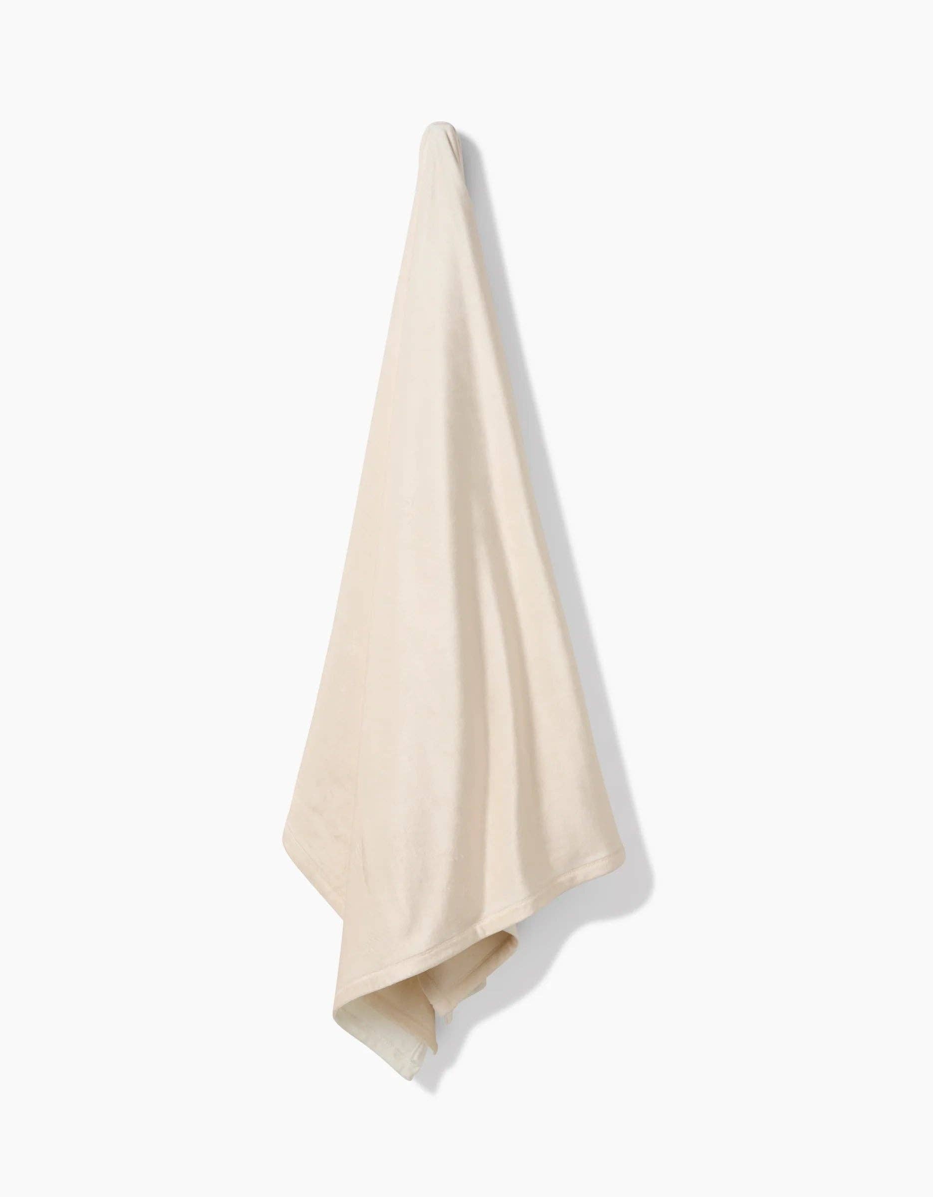 Geometry Soft Glow Butter Blanket