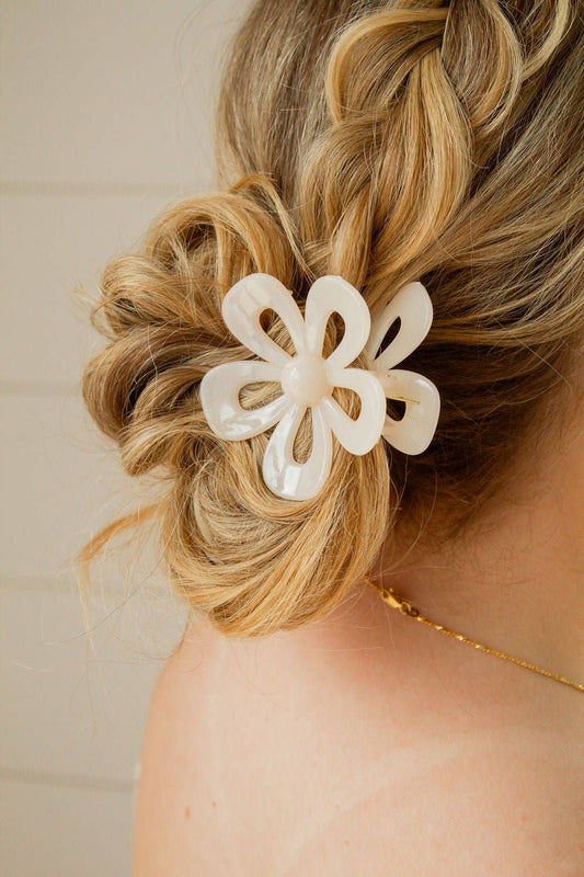 Cutout Flower Claw Clip