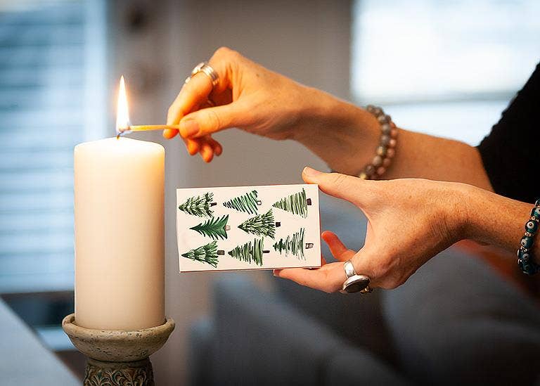 Holiday Boxed Matches