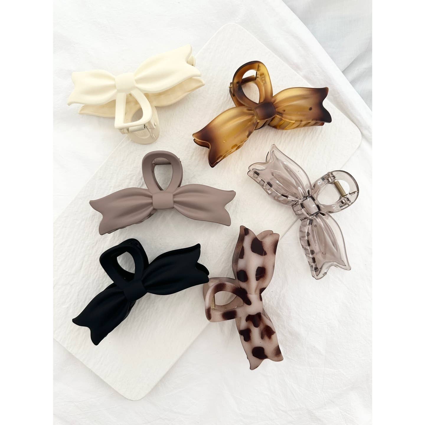 Large Bow Hair Claw
