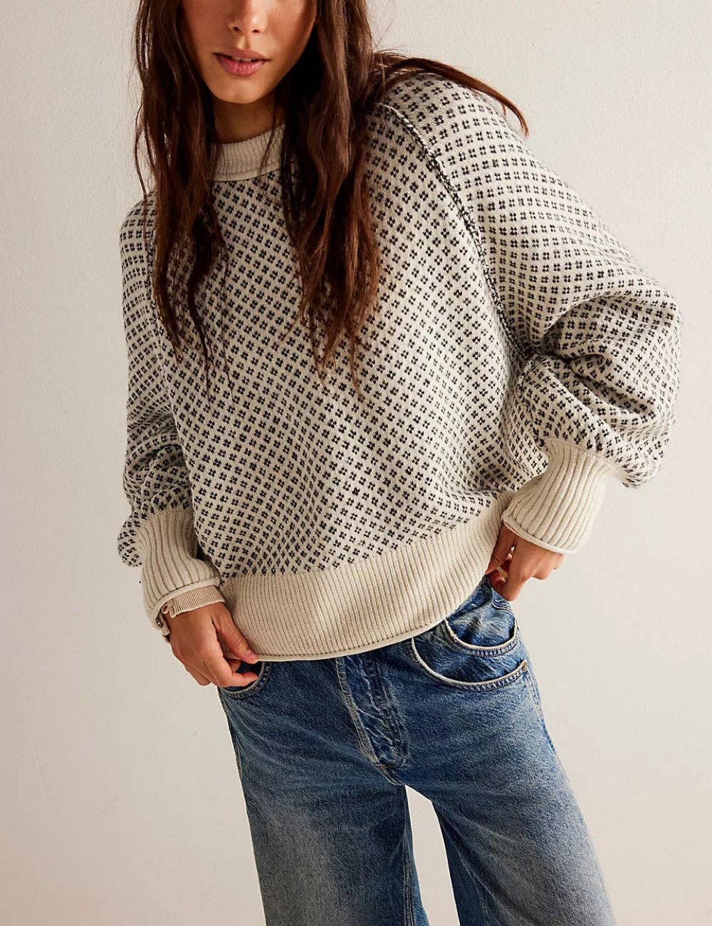Round Neck Pullover Sweater