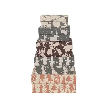 Holiday Hand-Wrapping